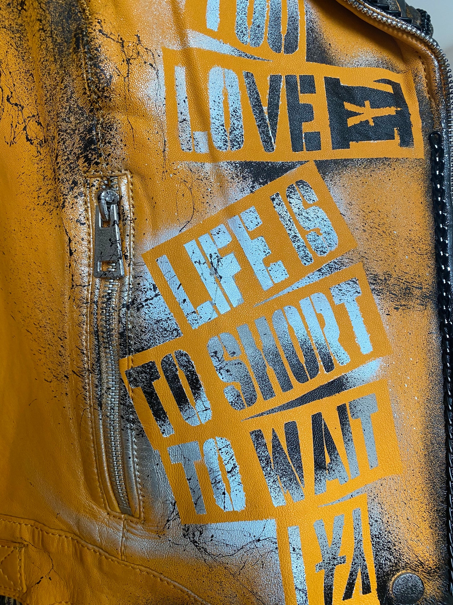 Edgy Orange - Lederjacke