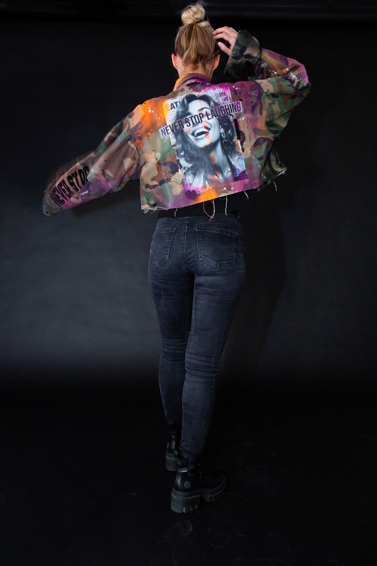 Nunca dejes de reír - Chaqueta militar