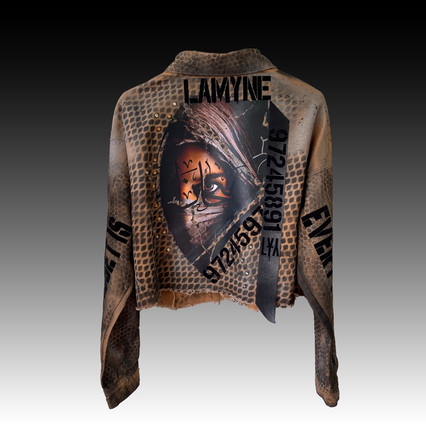 Belleza árabe - chaqueta vaquera