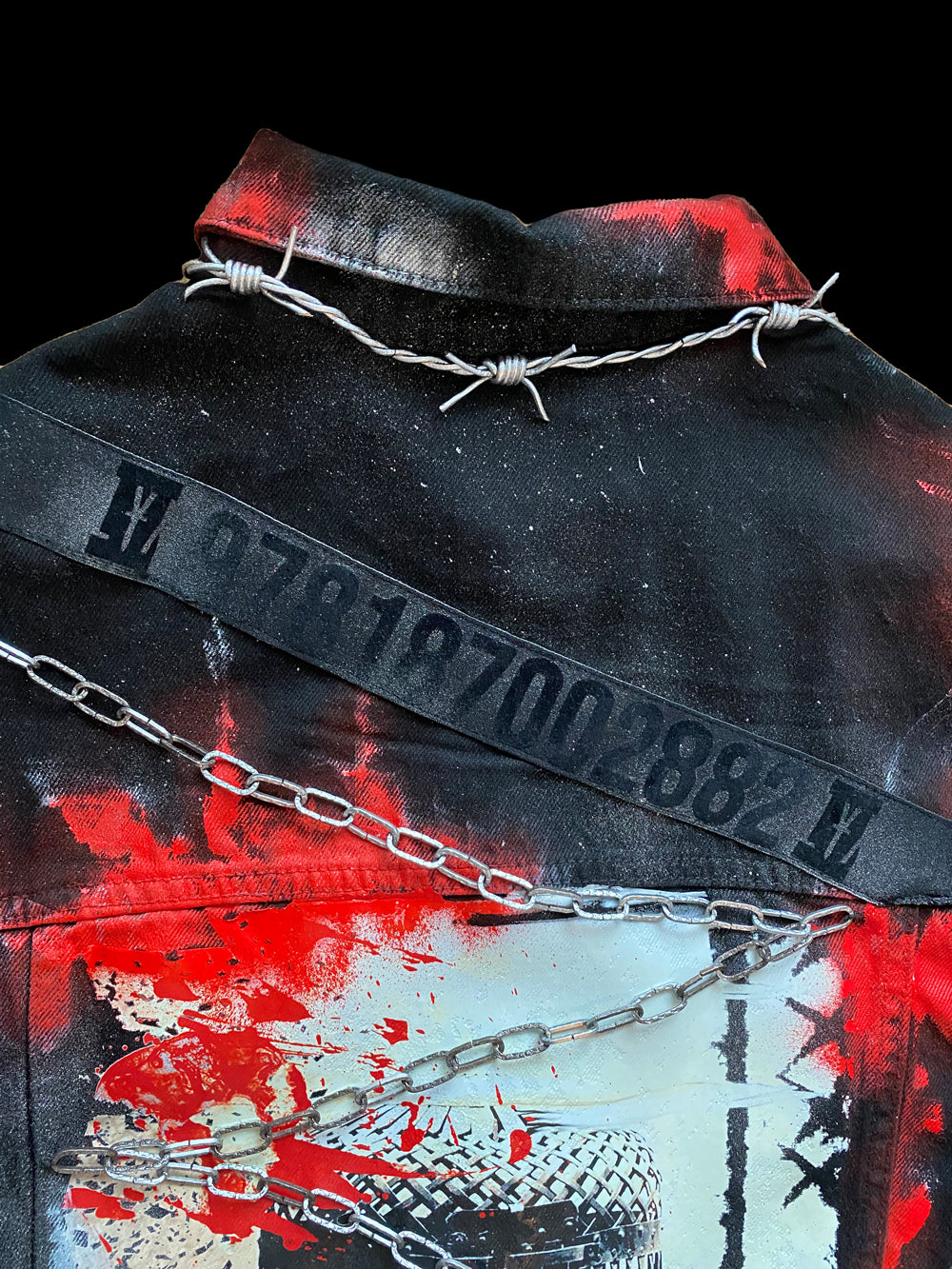 Mezclilla jaula roja